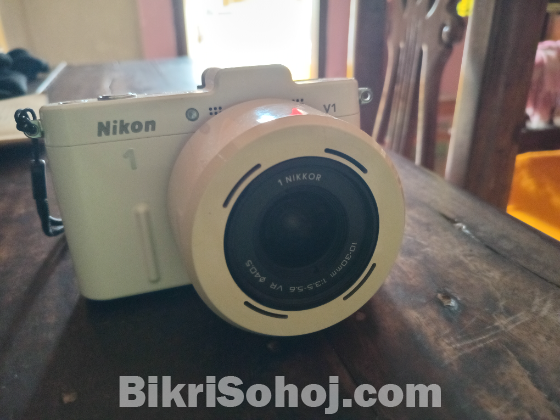 Nikon 1 V1